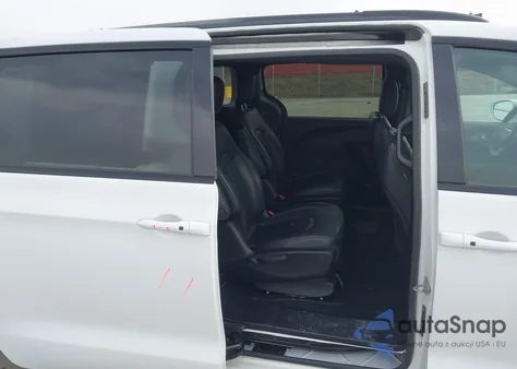 2021 Chrysler Pacifica Hybrid Touring L z USA, uszkodzony, nr VIN 2C4RC1L70MR548511